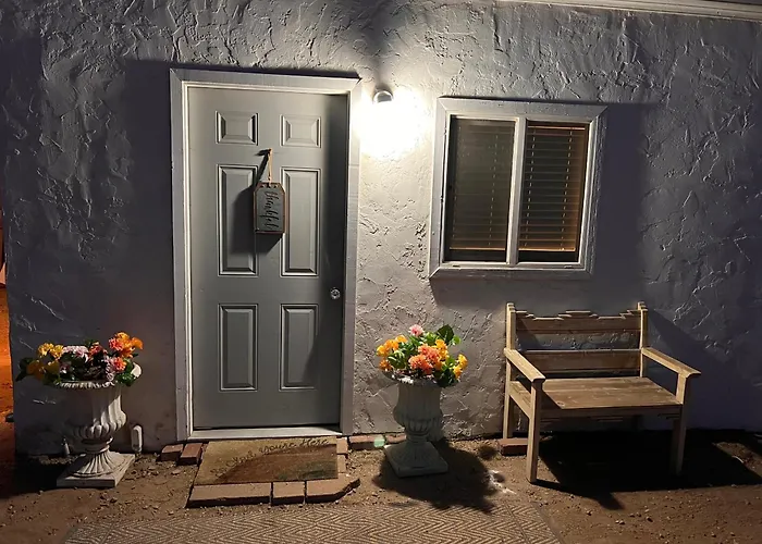 Downtown Private Guest house 3*